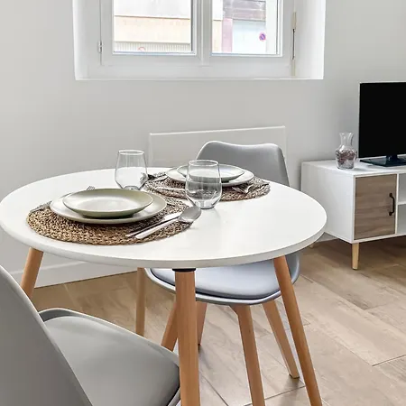 Cocon Moderne & Cuisine Equipee 아파트