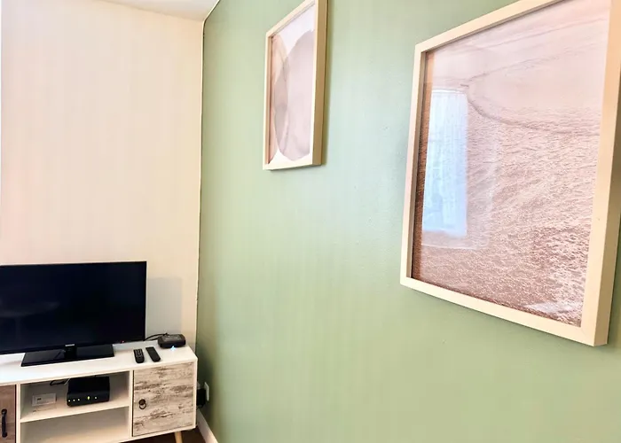 Apartment Cocon Moderne & Cuisine Equipee